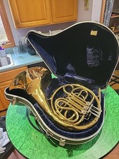 CONN FRENCH HORN  CASE MUSIC INSTRUMENT