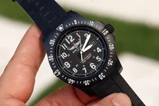 Breitling Colt Skyracer Carbon Breitlight X74320 Black Dial SuperQuartz 45mm