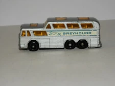 LESNEY MATCHBOX VINTAGE #66 GREYHOUND COACH