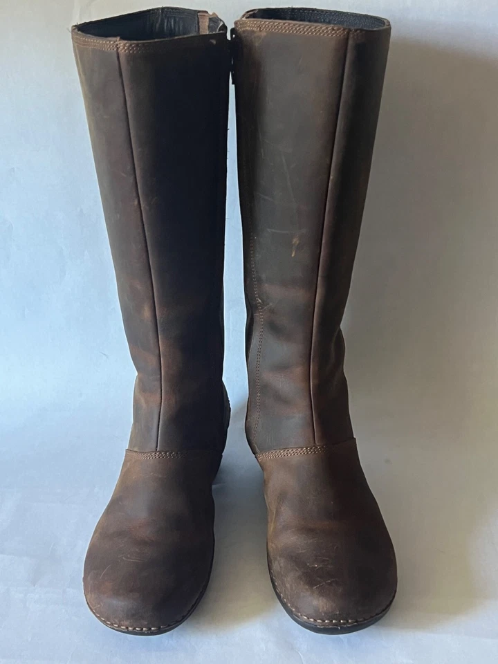 Botas altas Patagonia Thatcher de cuero envejecido marrón para mujer talla 7,5 cremallera lateral Foto 4 de 4