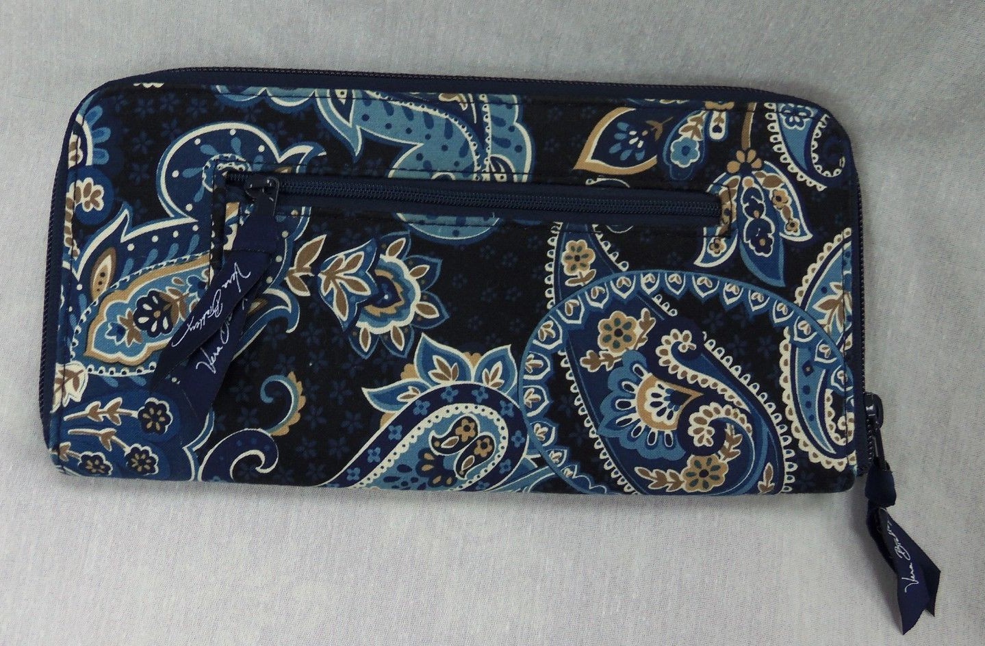 VERA BRADLEY TRAVEL ORGANIZER WINDSOR NAVY RETIRED EX… Gem