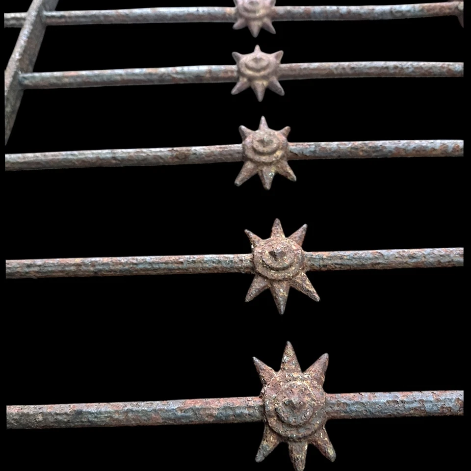 Antigua puerta doble de hierro forjado GA20004 Foto 2 de 4