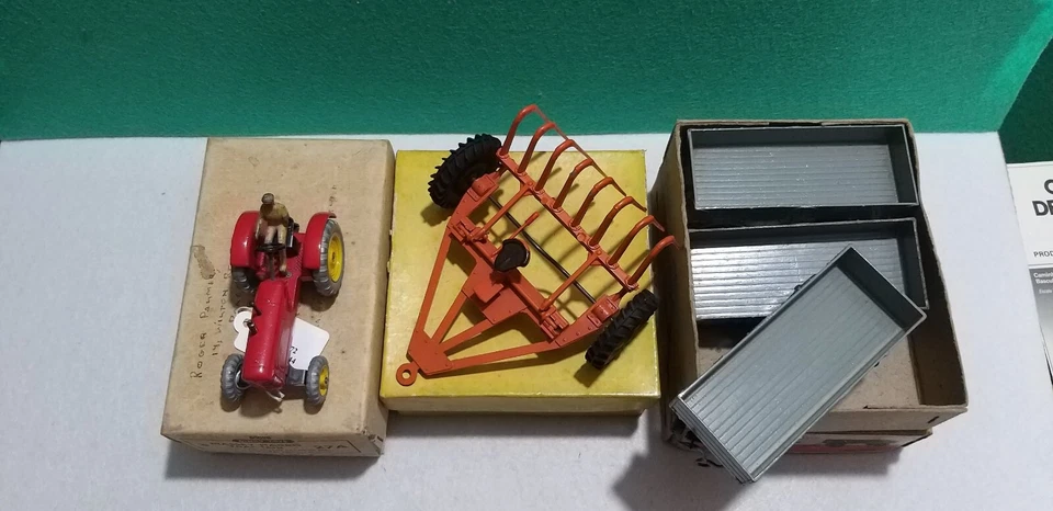 Dinky toys e Crescent (no Solido, Corgi, Britains) agricoli - Immagine 2 di 4