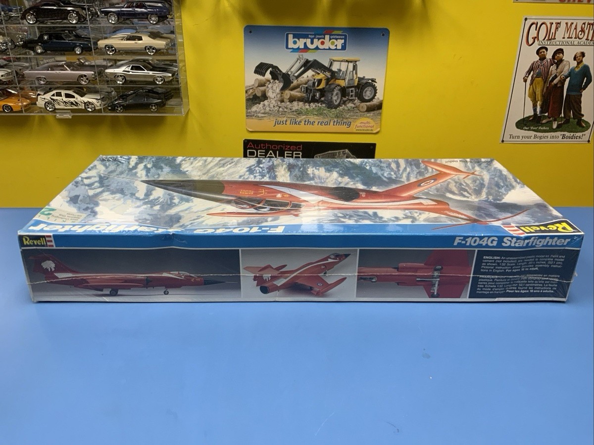 Maquette Revell 1/32 F-104G Starfighter Lockheed - RCAF 421 Red Indian - 1982