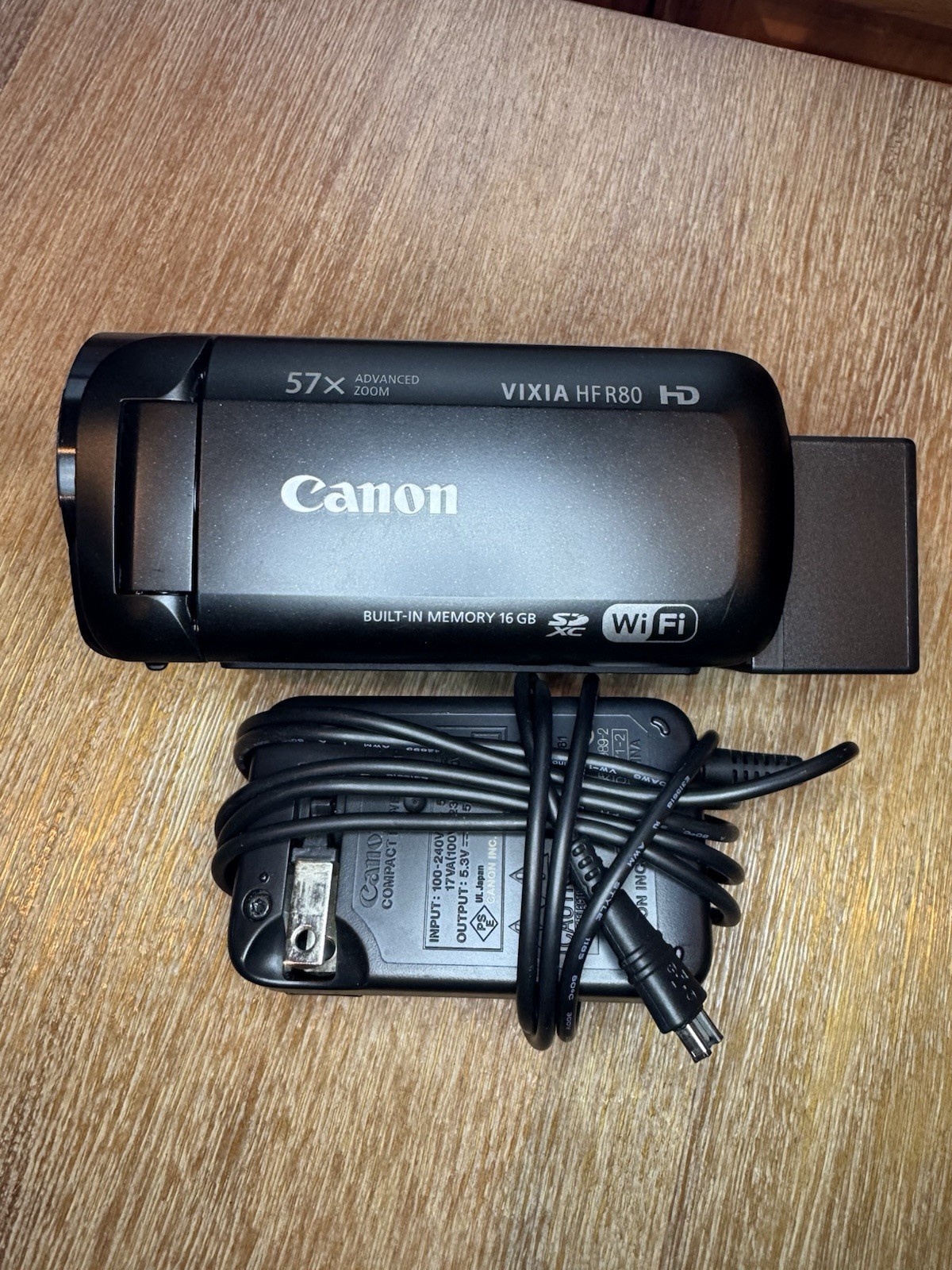 Canon VIXIA HF R80 Video Camera Black With Battery and Charg