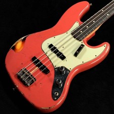 Fender Custom Shop Master Built Series1962 Jazz Bass Aged Fiesta Red Cassaforte 3 toni