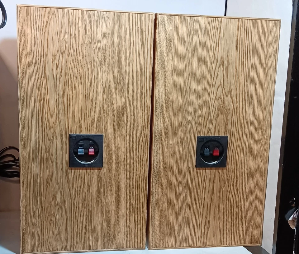 Par de Alto-falantes de Estante JBL 2600 – 8 Ohm, Tweeters de Cúpula de Titânio, EUA – Limpo! - Imagem 3 de 4