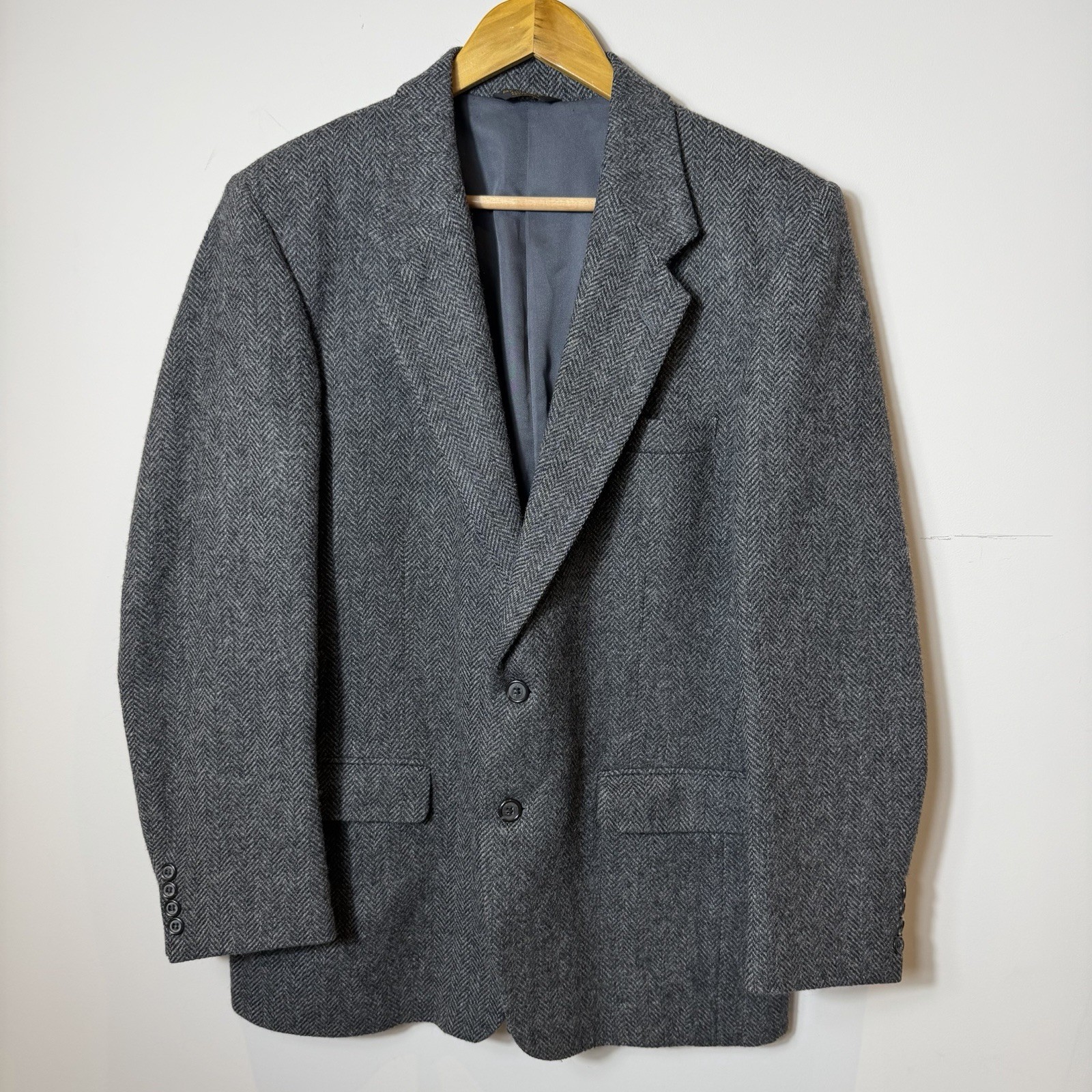 Farah Clothing Company Men's Large Vintage Herringbone Grey Black Blazer Wool