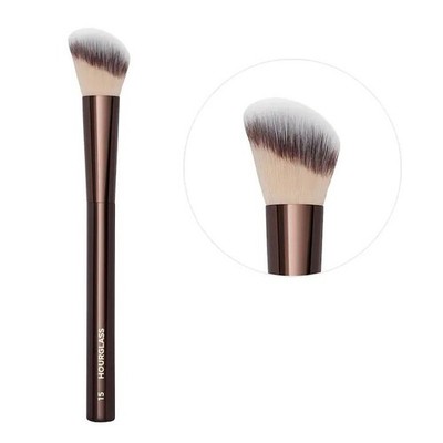 HOURGLASS Cosmetics No.15 Blush Brush Angled Face Cheek Brush
