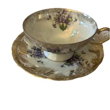 Vintage Del Mar Japan Painted Pedestal Teacup Saucer Violets Lusterware 24k