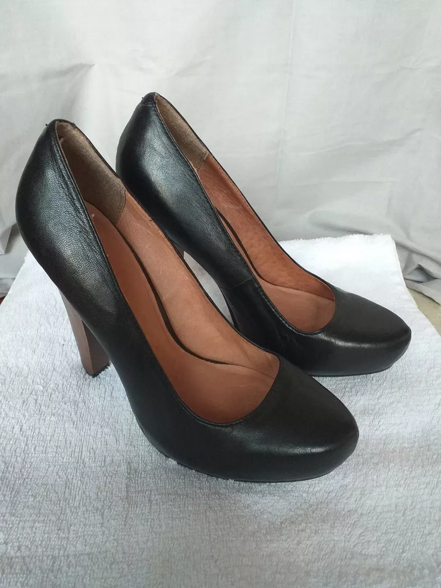 Black leather stiletto court shoes 2025