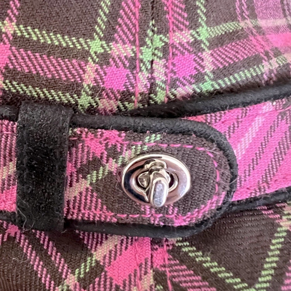 Coach Wool‎ Pink Plaid Twist Buckle Bucket Hat COACH Quilted Denim Bucket Hat at Amazon Women main image 3
