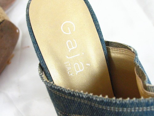 Lot of 5 Heavily Worn Women Shoes Incl. Christian Louboutin & Ferragamo Heels - Picture 23 of 24