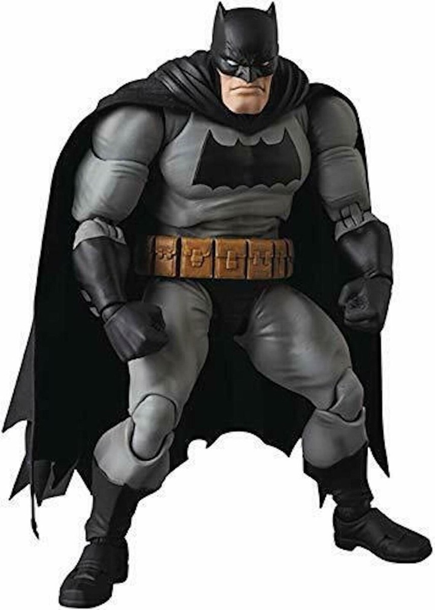 アメコミ MAFEX BATMAN The Dark Knight Returns Mafex BATMAN (The Dark Knight Returns) Painted Action Figure