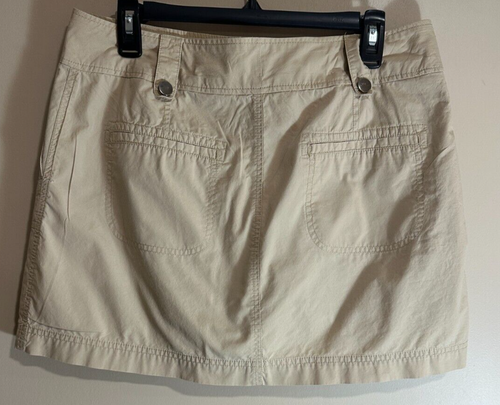 New York & Co Women's Cargo Skort 2 Front Zip Pockets Tan Size 10 - Picture 2 of 4
