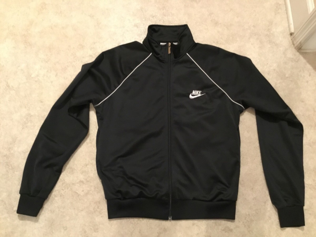 Nike Black & White Track Suit Windbreaker Set Jacket & Pants Nike Black & White Track Suit Windbreaker Set Jacket & Pants