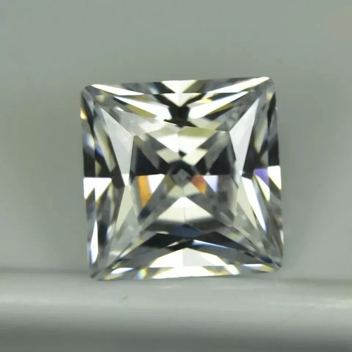 Synthetic American Diamond 4.55 Ct Princess D VVS2 Quality GIE Certified 1167 - Bild 5 von 6