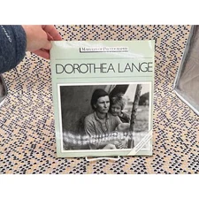 Masters Of Photography: Dorothea Lange - Jan Arrow, text- Macdonald & Co Edition