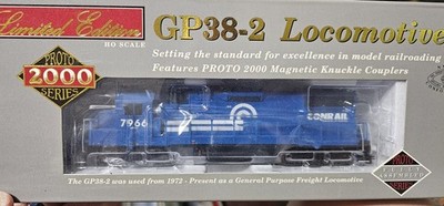 proto 2000 ho locomotives GP38-2 w/Dynamic Brake Conrail #7966