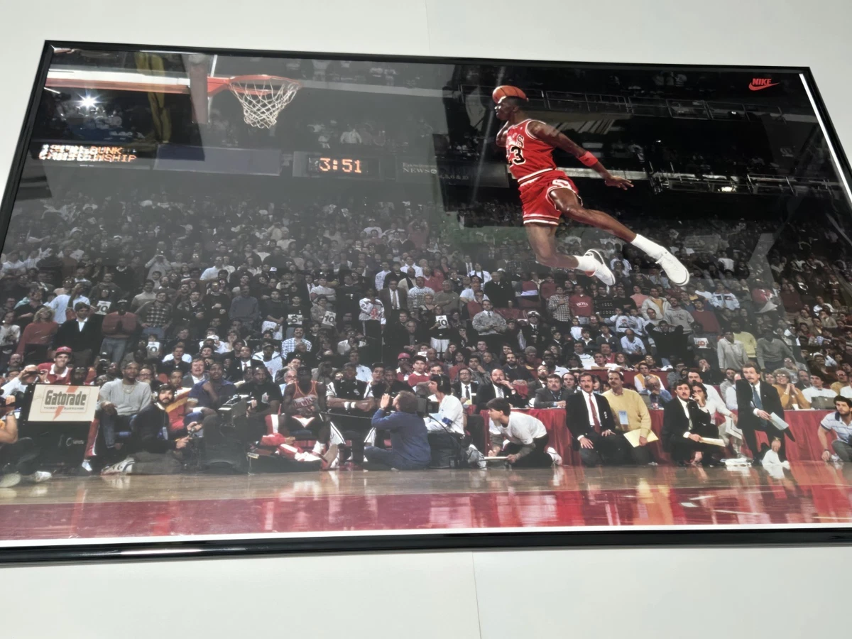 Preços baixos em Michael Jordan Basquete 1988 Pôsteres esportivos