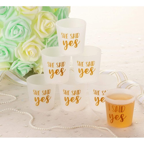 15 Pack Plastic Shot Glasses, Bachelorette Party, Frosted w/ Gold Foil, 3.7oz - 第 2/7 張圖片