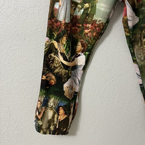 Dolls Kill x Wizard Of Oz Women's Poppy Graphic Printed Sweatpants Size 3X - Picture 2 of 10