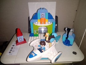 LEGO DUPLO TOMORROWLAND MILES' STELLOSPHERE HANGER SET #10826(99% COMPLETE) GUC 