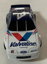 LIFE-LIKE - ROKAR HO - Ford Taurus - Valvoline 6