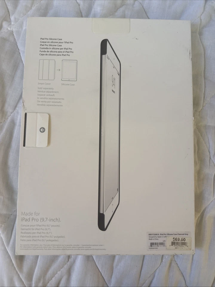 Apple Silicone Case for 9.7' iPad Pro MM1Y2AM/A Charcoal Gray / New - Image 2 of 2