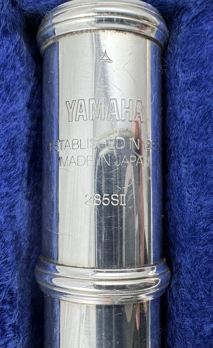 Beautiful Yamaha Japan Produced YFL-285SII flute, Open Hole