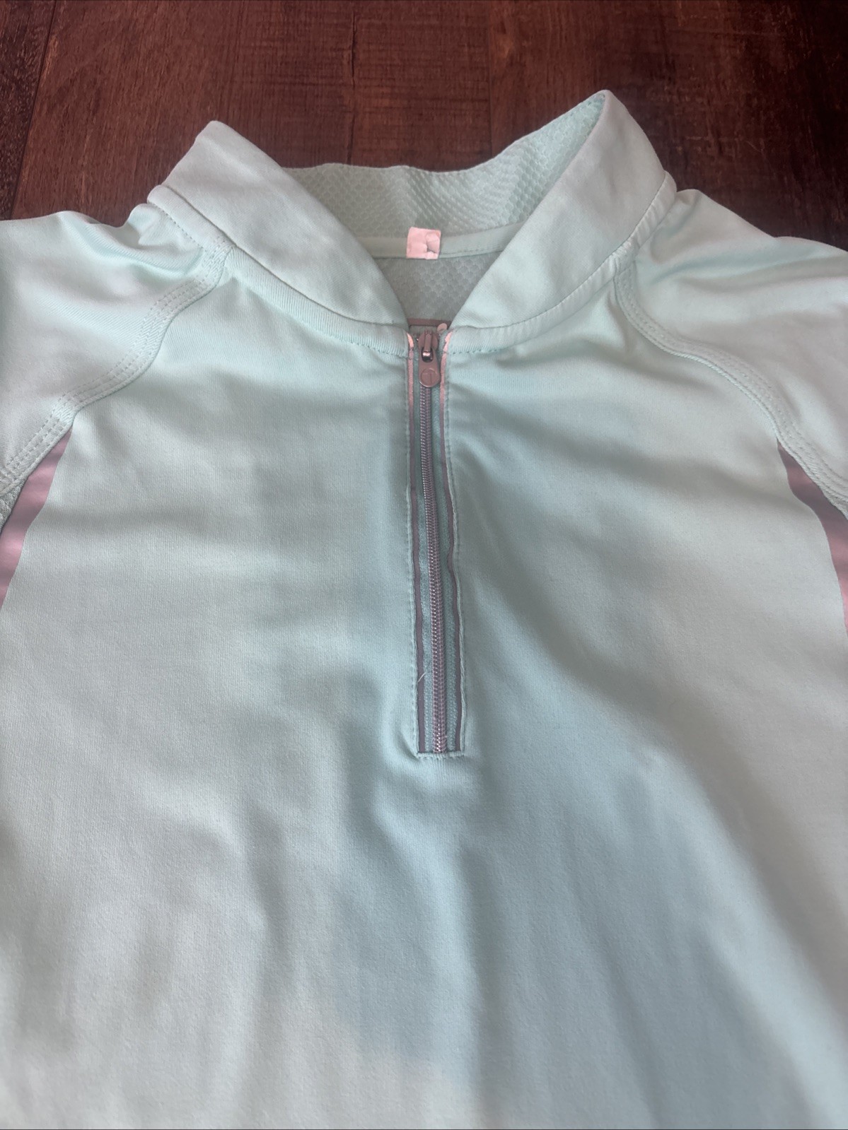 Picture 2 of 4