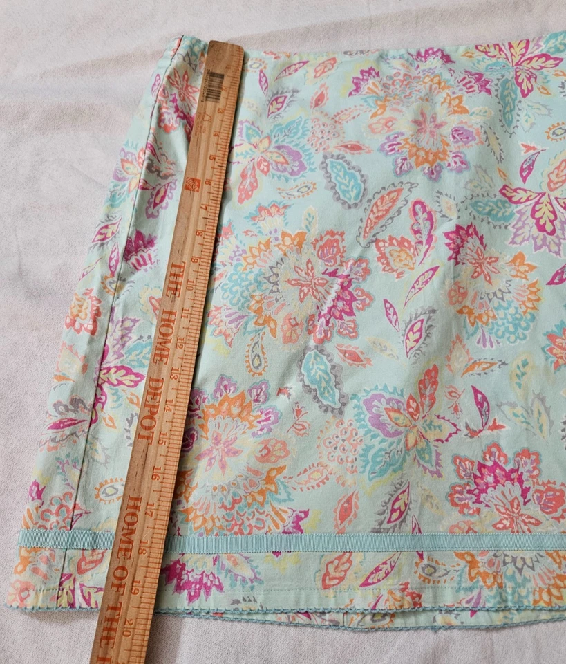 Falda Deportiva Sigrid Olsen Rosa, Naranja Patrón Floral Sobre Verde azulado Brumoso Talla 8 Foto 4 de 4