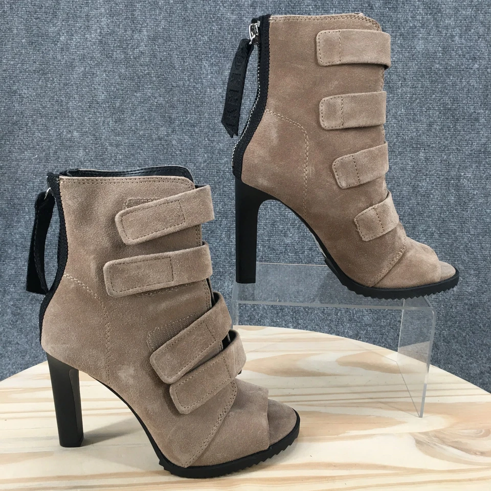 Botas DKNY para mujer 7M Botines Blake Suela Tacones altos Cremallera trasera Gamuza negra NUEVAS Foto 2 de 4