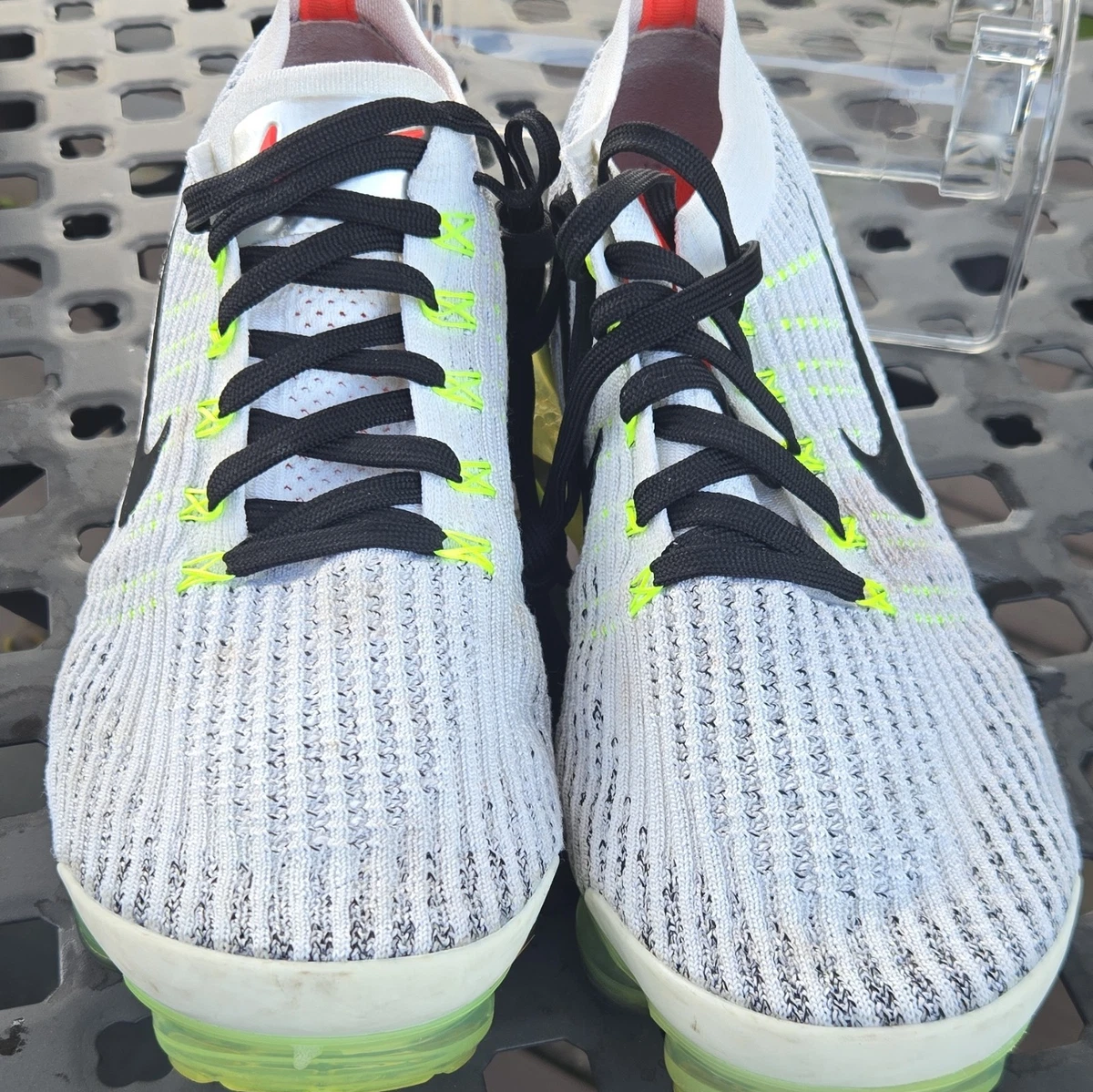 Nike Air VaporMax Flyknit 3 White for Sale | Authenticity