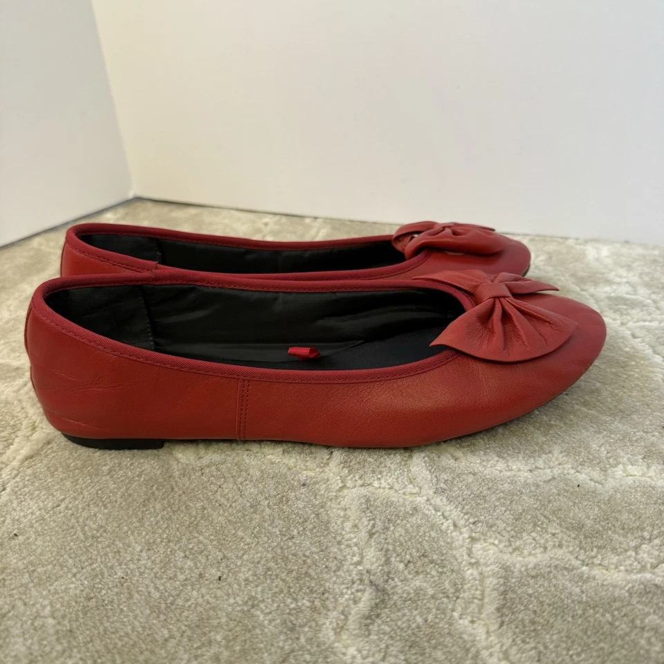 Zapatos planos de ballet Sam & Libby para mujer talla 8,5 M sin cordones de cuero rojo lazo usados en excelente estado Foto 4 de 4