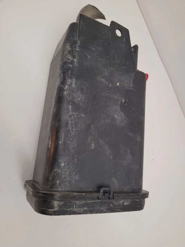 2006-2016 CHEVROLET IMPALA Fuel Vapor Canister 15836560 06-16   Foto 4 de 4