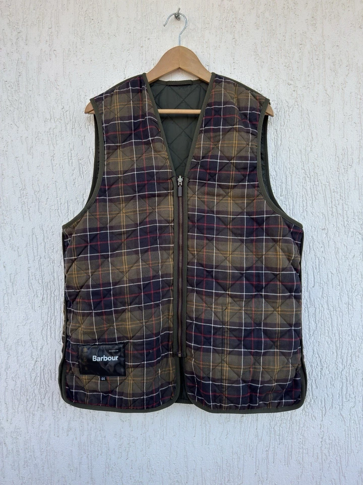 Barbour Quilted Waistcoat Men’s Zip Vest Outdoor Gilet Dark Khaki Sz L - Image 3 of 4