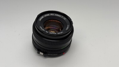Canon FD 50mm f/1.8 - KLEINER PILZ - BEEINTRÄCHTIGT KEINE FOTOS