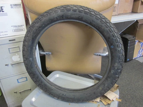 Dunlop Gold Seal 3.00x18 18" 4PR K70 Rear Tire Motorcycle Honda CB72 CB77 CA175