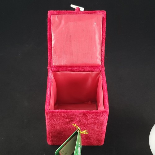 Christmas House Hand Painted Glass Ball Angel Trumpet Music Ornament with Box - Picture 5 of 8