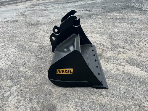 42" Kubota Ditch Clean Bucket for U55 & KX057 & KX191 - Picture 2 of 9