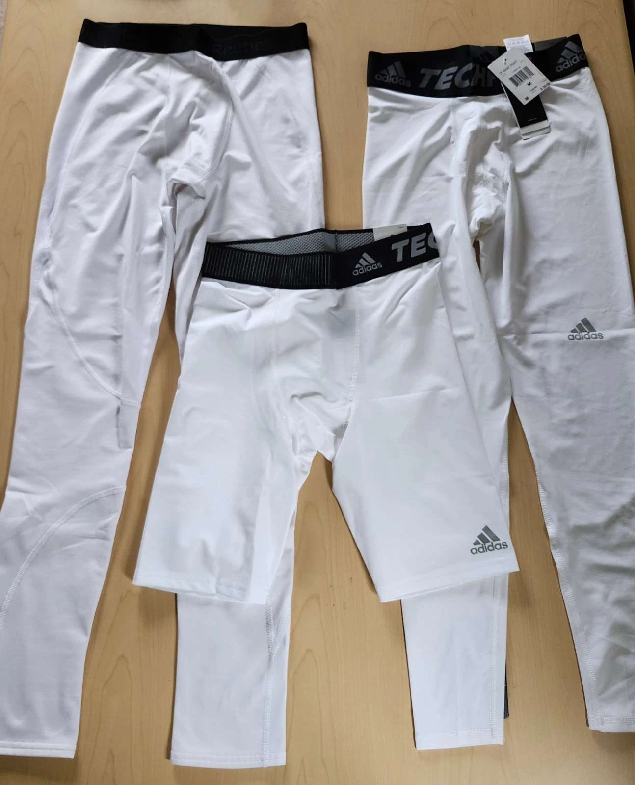 NWT Men's Adidas - Reebok Compression Shorts - Pants Performance - Medium Large
Opens in a new windo