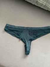 String Gr. 36/38 C&A petrol damenunterwäsche...