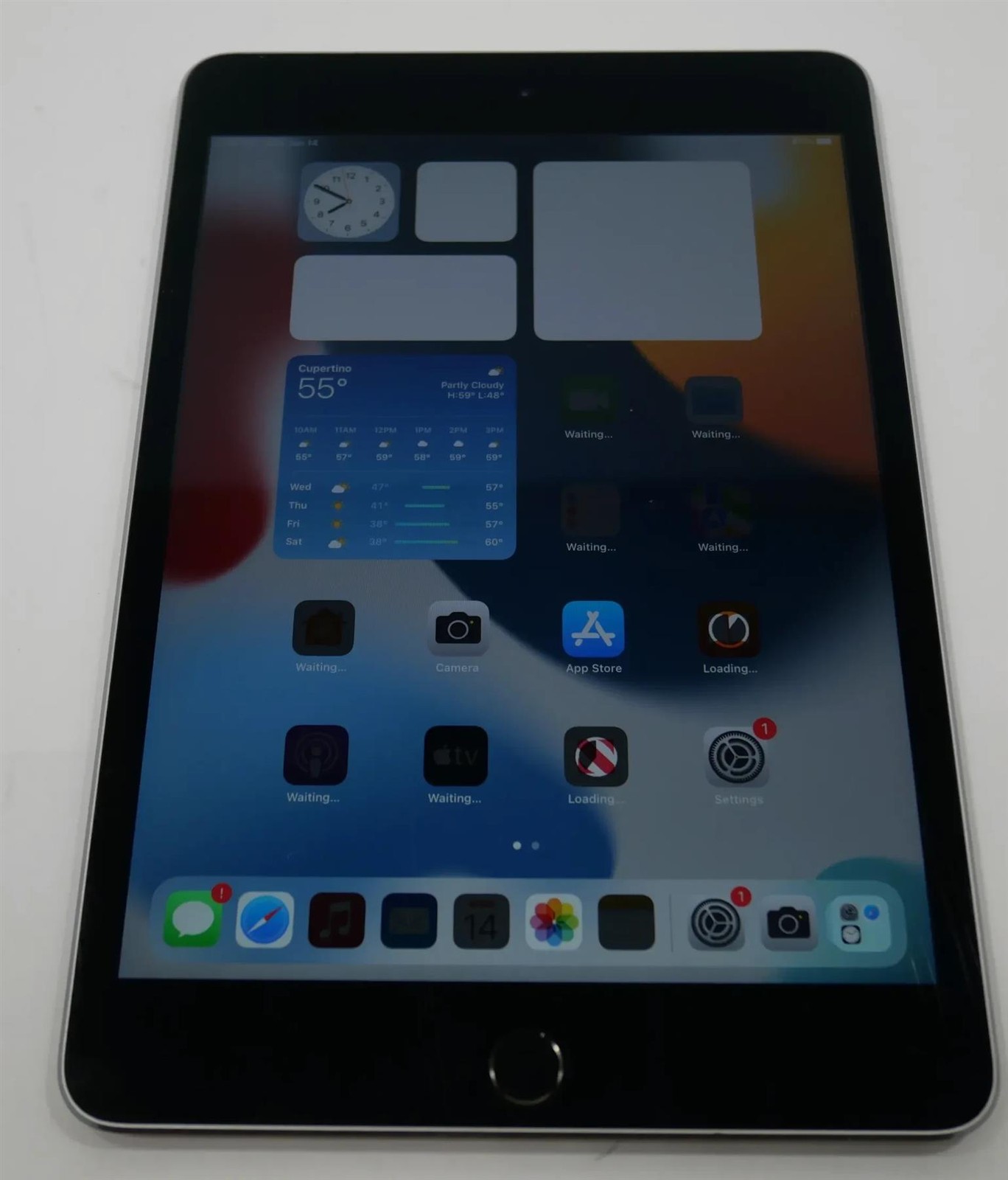 Apple iPad Mini 4th Gen A1538 7.9