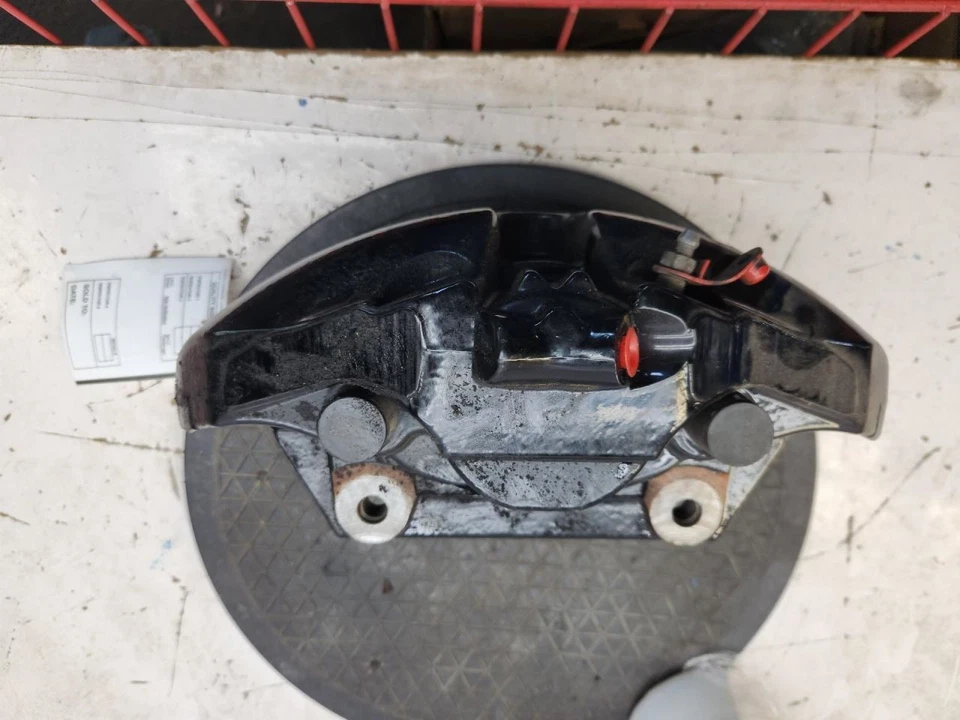 Driver Left Caliper Front Fits 10-17 BMW 550i GT 776166 - Image 2 of 4