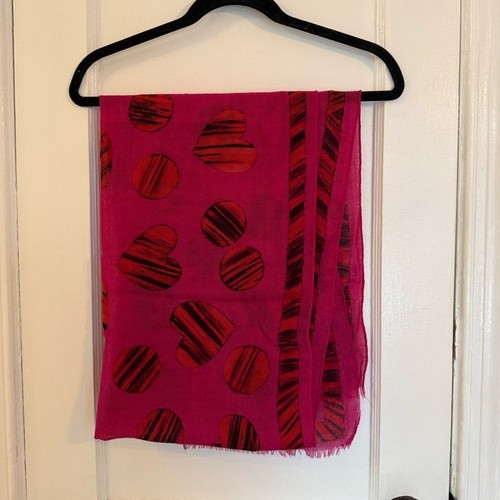 Boutique Moschino Italian Wool Pink and Red Heart Scarf - Picture 4 of 5