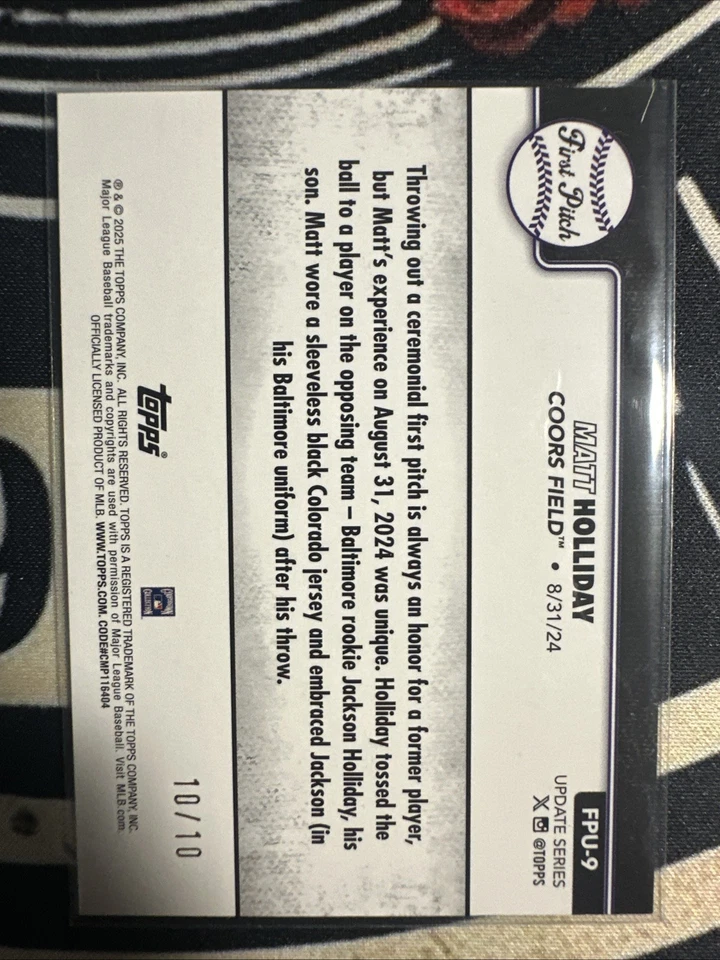 Actualización Topps First Pitch 2025 #FPU-9 Matt Holliday negro 10/10 Foto 2 de 2