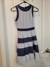 Women's Windsor Dress Sleeveless Fit & Flare Navy & Blue Gingham Pattern Small
