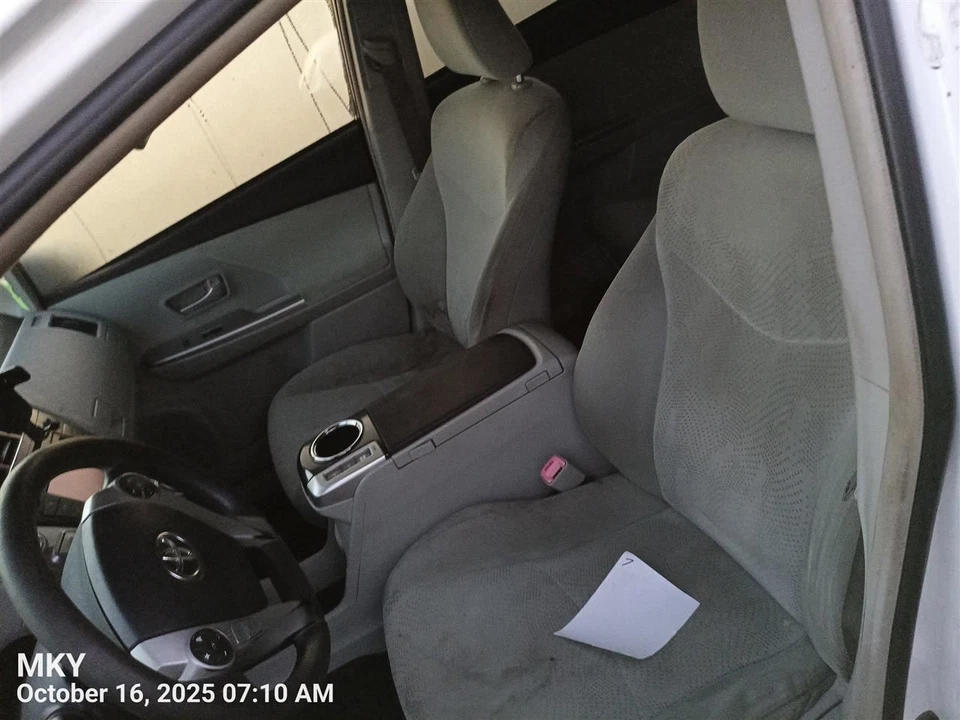 RIGHT FRONT SEAT BELT 7321047090B3 2012-2014 TOYOTA PRIUS - Imagem 4 de 4