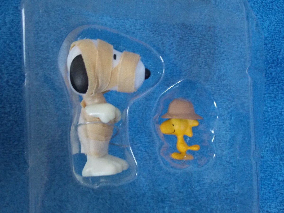 2010 Snoopy As The Mummy With Woodstock Peanuts The Great Pumpkin